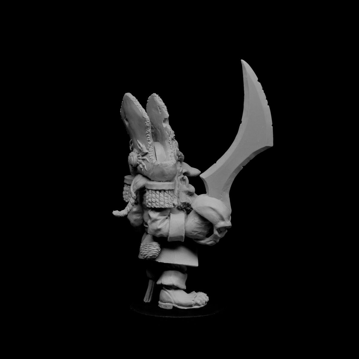 Nautilus Miniatures Unleashes Two New Fantasy Figures: Krill the Goblin Captain-4