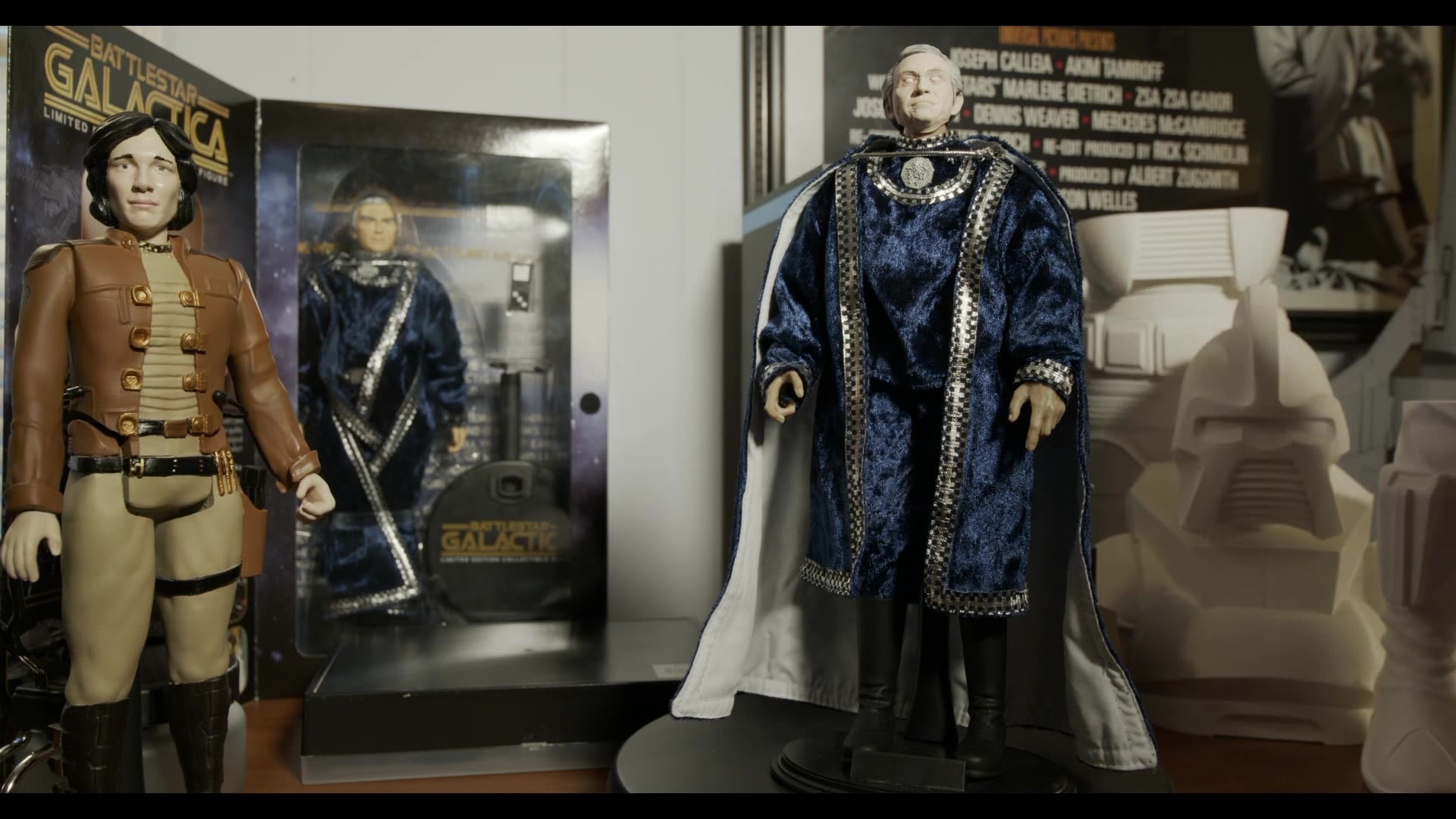 The BattleScale Collectica Show #5- Featuring EXO-6 Commander Kruge, Custom 1/6 BSG Adama, Gaahleri Air Brush review and More!